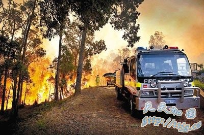 澳大利亚珀斯山火失控 天灾累政府民望大跌(图)