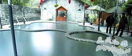 9岁男孩泡温泉猝死追踪:酒店一次性赔30万