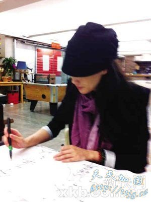 ��俱��������»� ���غ���Ͷ����һ���˵�����