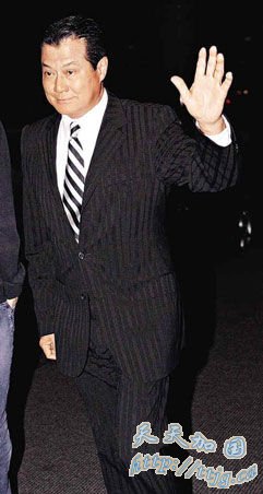 �˹���Ů�����ؿ������� �����м�������Ƭ