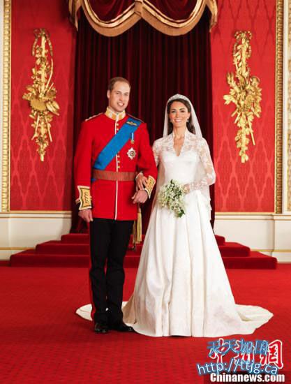 威廉王子婚礼官方照片公布。